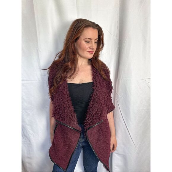 Altar’d State vest/shrug - Picture 1 of 6
